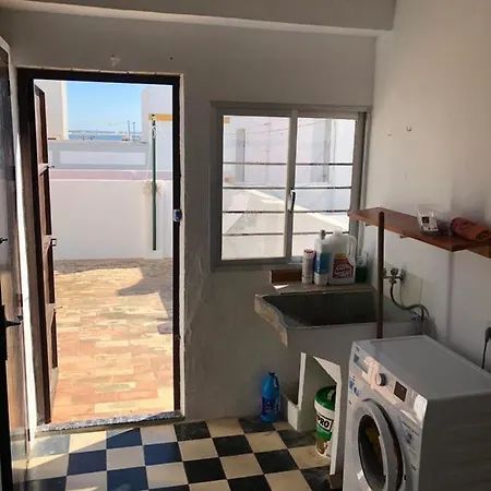 Casa En Primera Linea De Playa * روتا