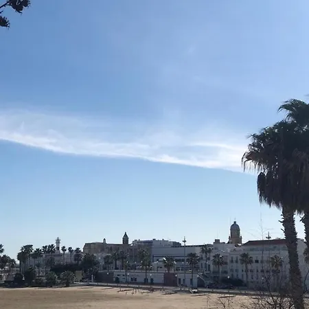 Casa En Primera Linea De Playa * روتا
