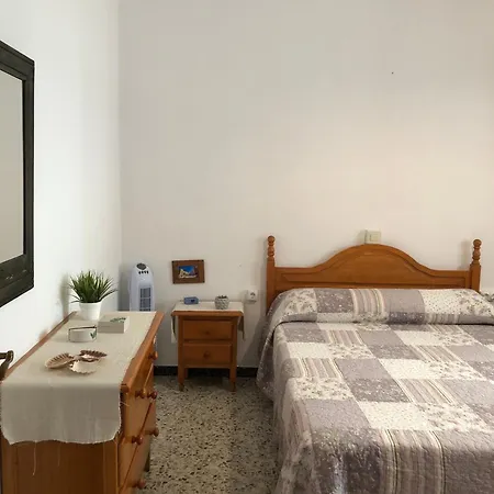 Casa En Primera Linea De Playa * روتا